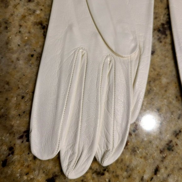 NEW Vintage Ladies White Soft Leather 8.5 " Gloves Size 5 (XS) Cutout Ribbons - Picture 4 of 12